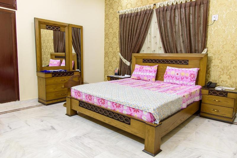 Patel Residency Guest House - image 6