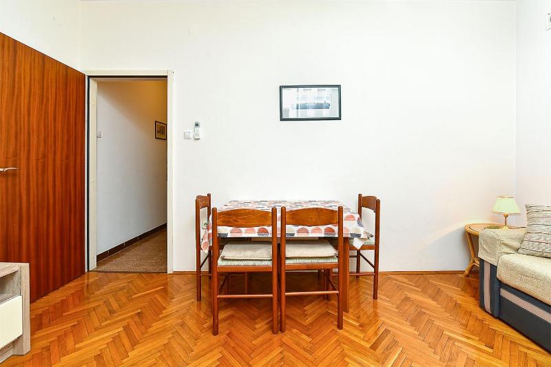 Comfortable stay in Faana with outdoor space - image 22