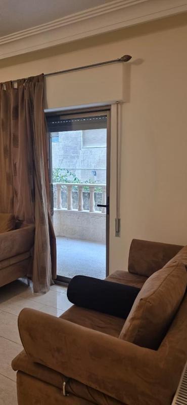 Downtown living appartment stylish luxe شقة مفروشة فاخرة في بين دير غبار والصويفيه - image 4
