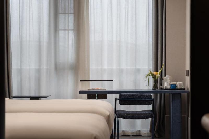 Atour Light Hotel Wuhan Railway Station West Square - image 8