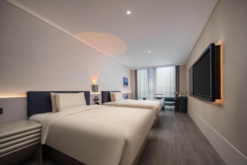 Atour Light Hotel Wuhan Railway Station West Square - image 13