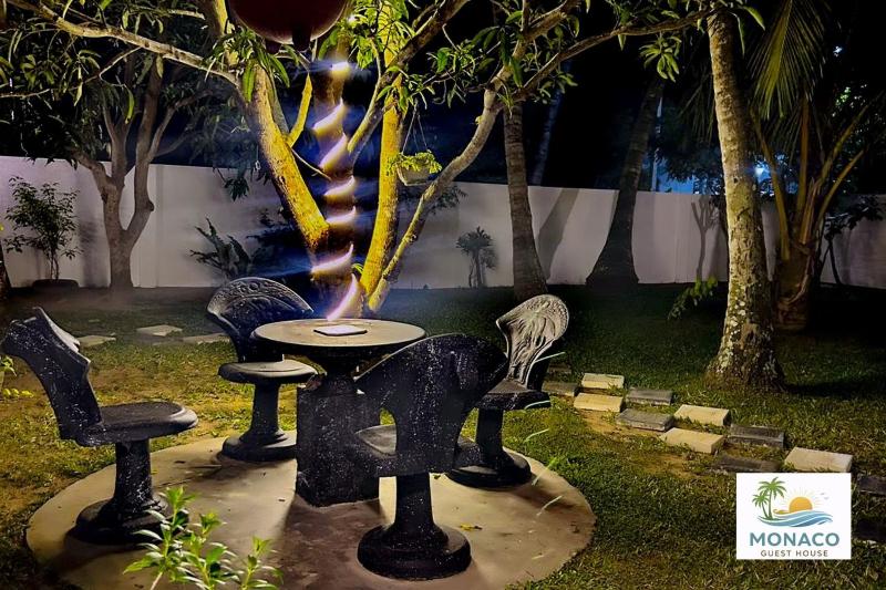 Monaco Guest House - image 12