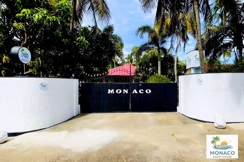 Monaco Guest House - image 10