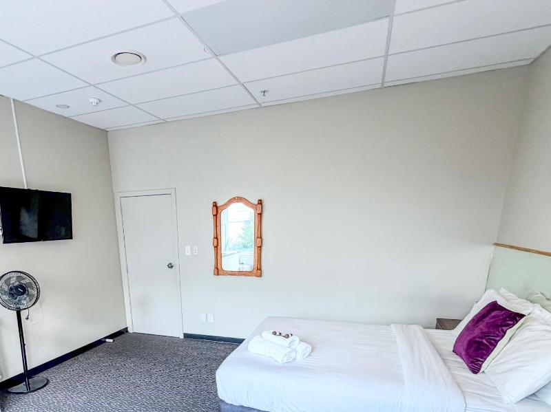Aura Hotel - image 16