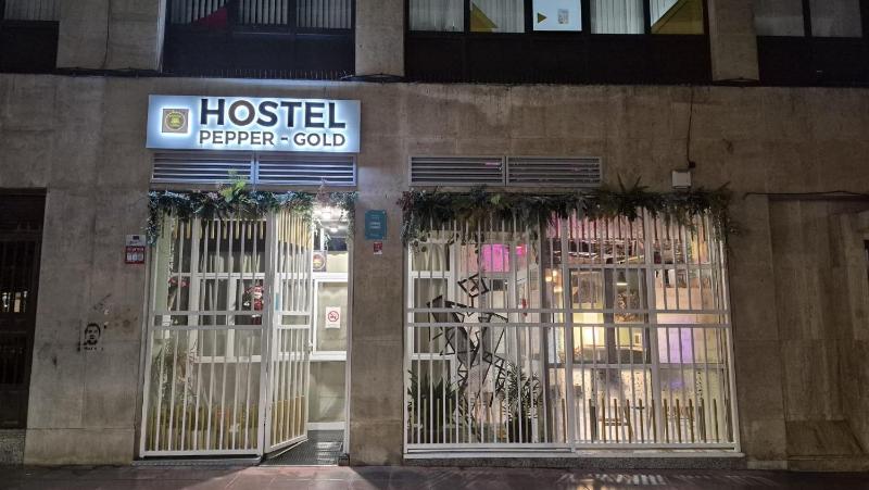 HOSTEL Pepper-Gold -STEP-FREE ENTRANCE -car- free Space-no nois-3 minutes from Port -BED ROOMS 8 GUEST 55 M2 AND 8 GUEST 65 M2 - image 43