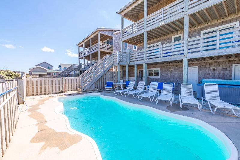 All is Well by the Sea - Oceanfront Pool Hot Tub Rec Room EV Charger Walk to Nags Head Pier - image 16