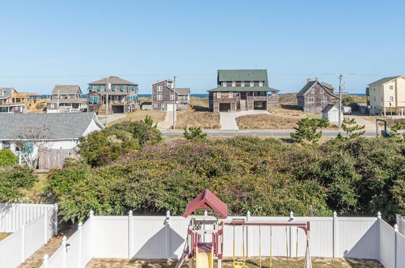 Shorenuff - Nags Head MP 11 Ocean View Beach 200 Yds Pool Hot Tub Pool Table YR Flex Stays - image 3