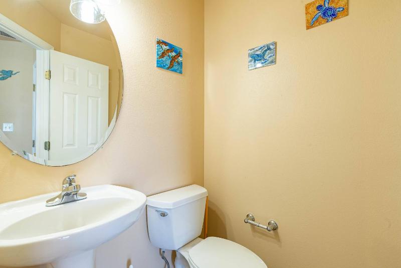 Shorenuff - Nags Head MP 11 Ocean View Beach 200 Yds Pool Hot Tub Pool Table YR Flex Stays - image 13