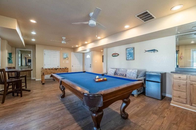 Shorenuff - Nags Head MP 11 Ocean View Beach 200 Yds Pool Hot Tub Pool Table YR Flex Stays - image 23