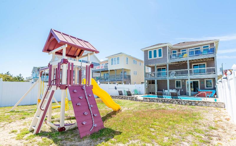 Shorenuff - Nags Head MP 11 Ocean View Beach 200 Yds Pool Hot Tub Pool Table YR Flex Stays - image 30
