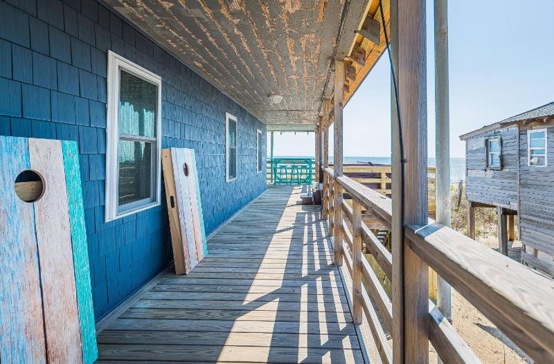 Deja Blue - KDH MP 6 Oceanfront Hot Tub Pets OK Fenced-in Dog Area Corn Hole - image 33
