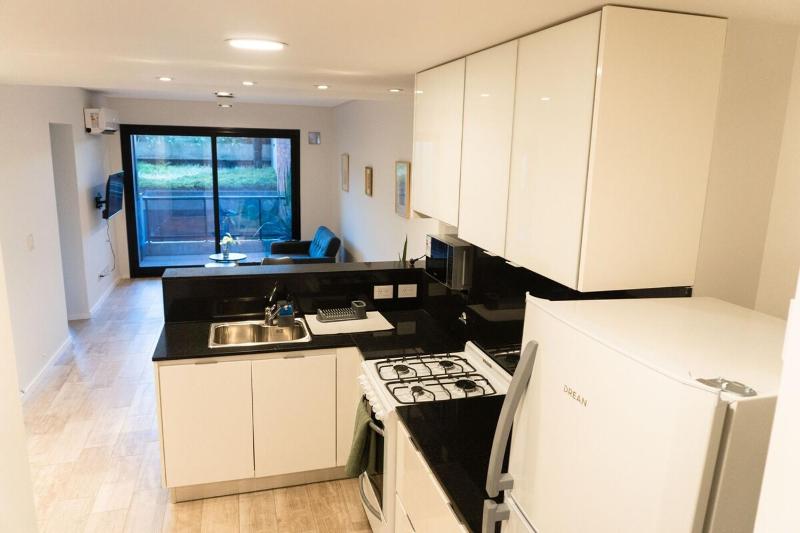 Sarmiento 1225 Quiet Suite - image 14