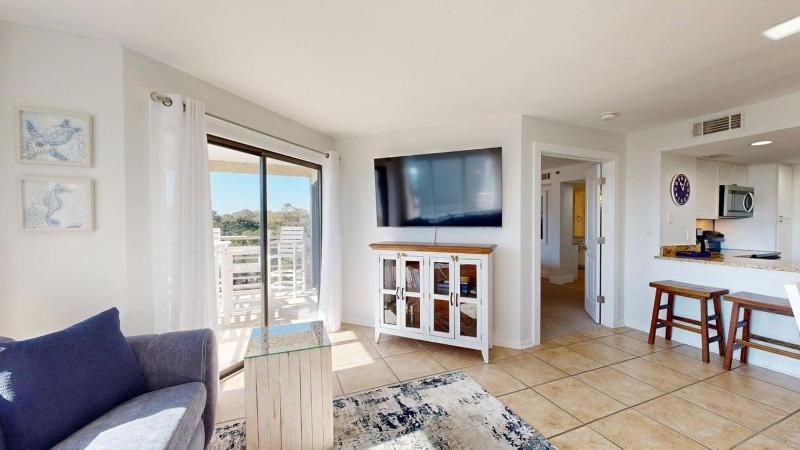 2513 Villamare - image 25