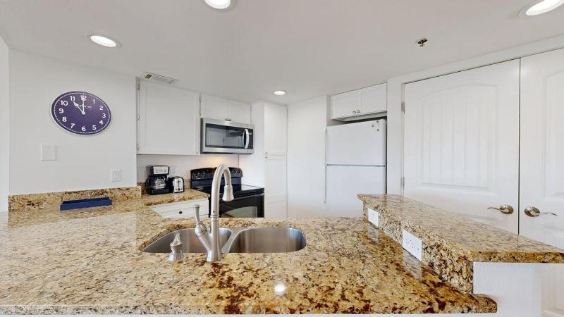 2513 Villamare - image 47