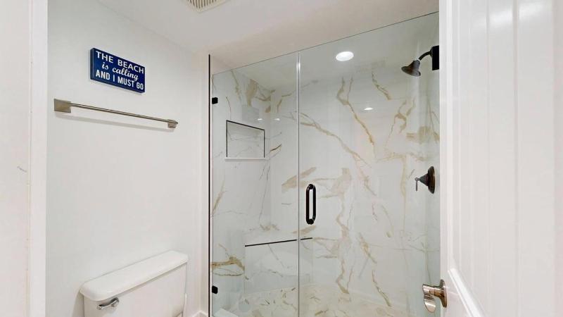 2513 Villamare - image 32