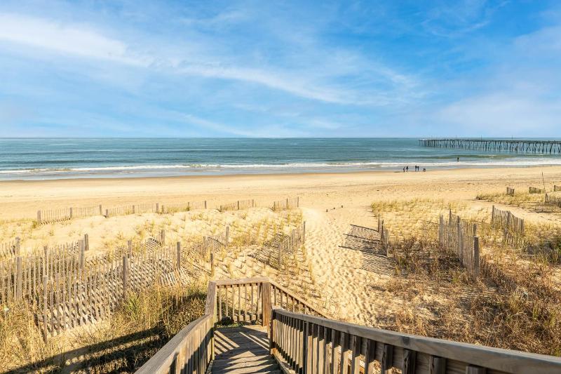 The Good Life - Nags Head MP 11 Oceanfront Elevator Pool w/Waterfall Hot Tub Pets OK Flex Stays - image 22