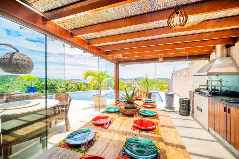 House with panoramic view and private pool! - image 24