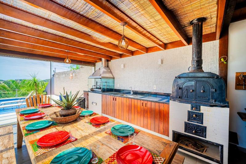 House with panoramic view and private pool! - image 37