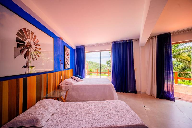 House with panoramic view and private pool! - image 25