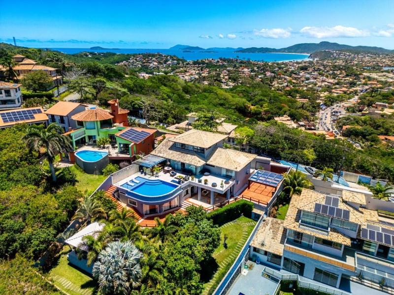 House with panoramic view and private pool! - image 11