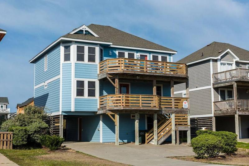 Lazy Pelican - Nags Head MP 11.5 23 Yds to Beach Ocean View Pool Hot Tub Pets OK Flex Stays - image 1
