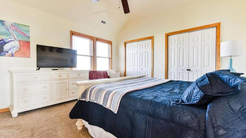 Lazy Pelican - Nags Head MP 11.5 23 Yds to Beach Ocean View Pool Hot Tub Pets OK Flex Stays - image 49