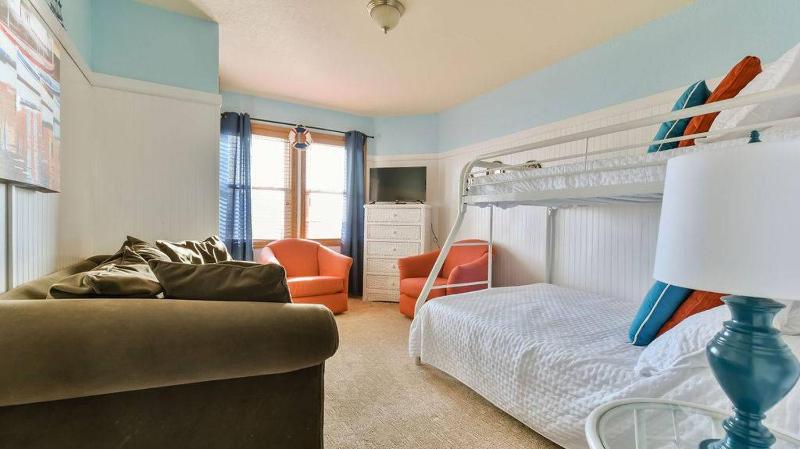 Lazy Pelican - Nags Head MP 11.5 23 Yds to Beach Ocean View Pool Hot Tub Pets OK Flex Stays - image 34