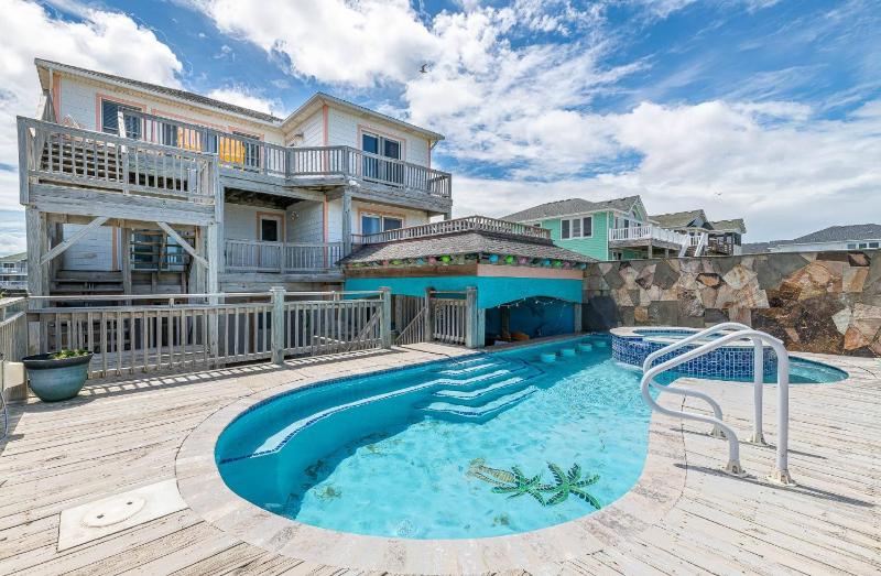 Joshua's Tiki Hut - Nags Head MP 11 Oceanfront Elevator Pool Swim-Up Tiki Bar Hot Tub Pets OK - image 37
