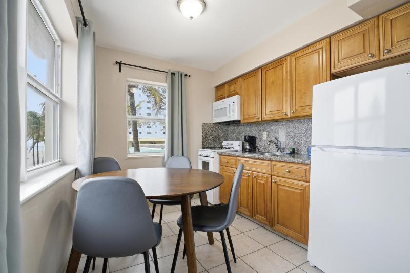 La Terrace Oceanfront - image 40