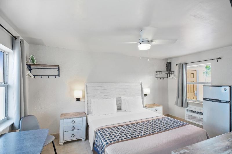 La Terrace Oceanfront - image 23