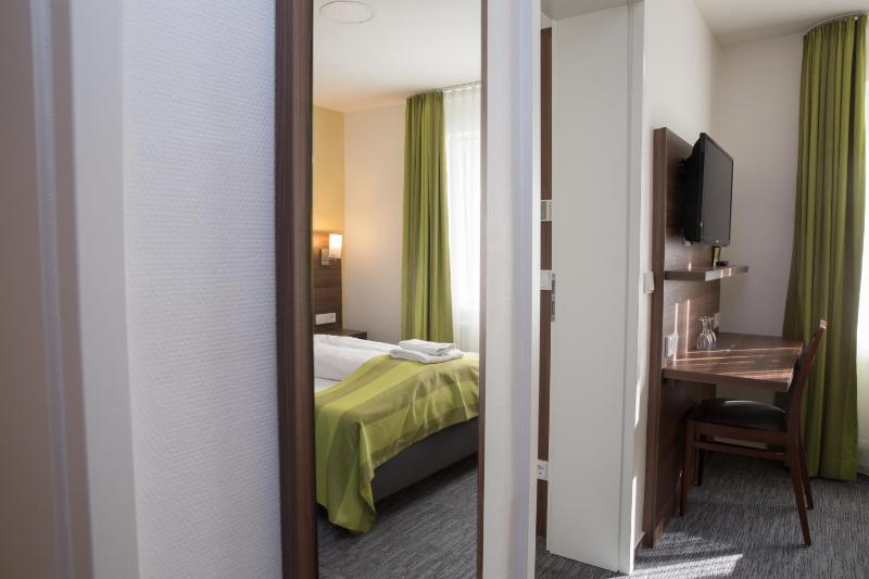 Trip Inn Goethe Conference Hotel - image 6