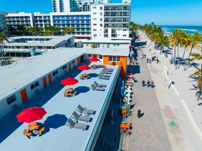 La Terrace Oceanfront - image 22