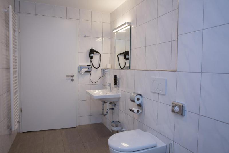 Trip Inn Goethe Hotel Messe Frankfurt - image 15