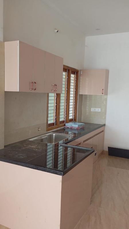 Santhosh Villa Near Langval Mall - image 15