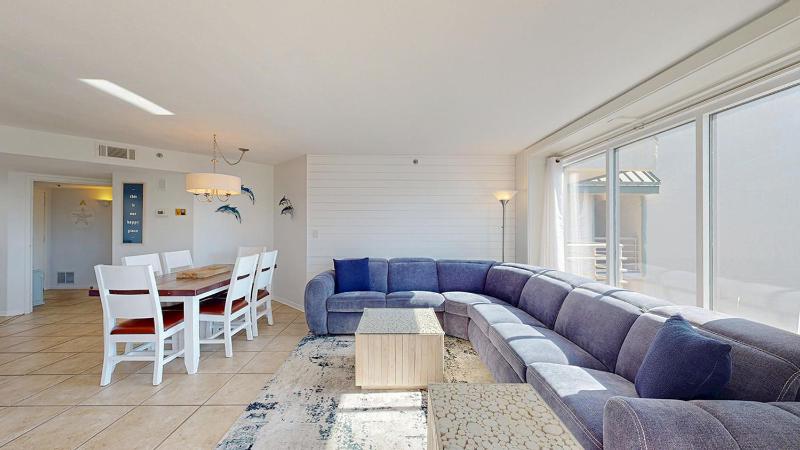 2513 Villamare - image 35