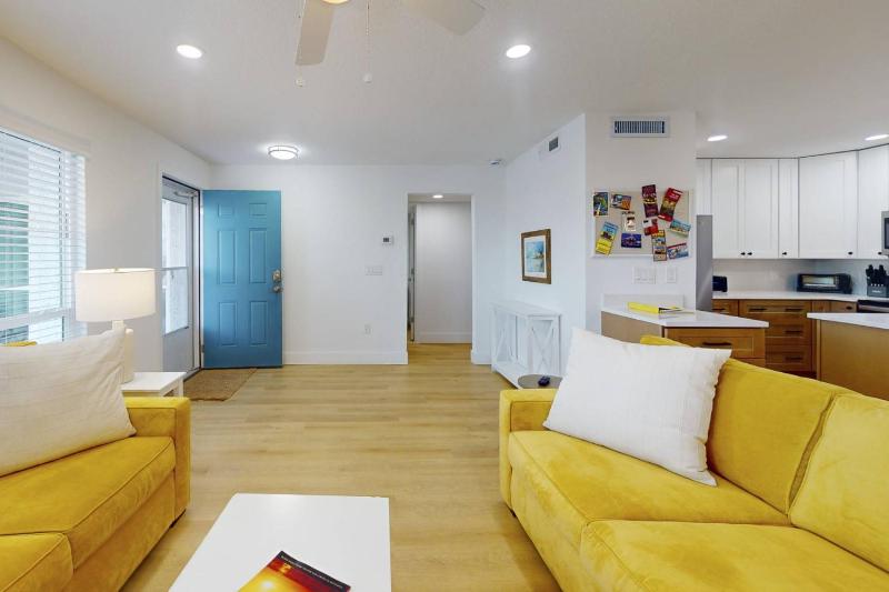 317-A - Madeira Beach Yacht Club - image 10
