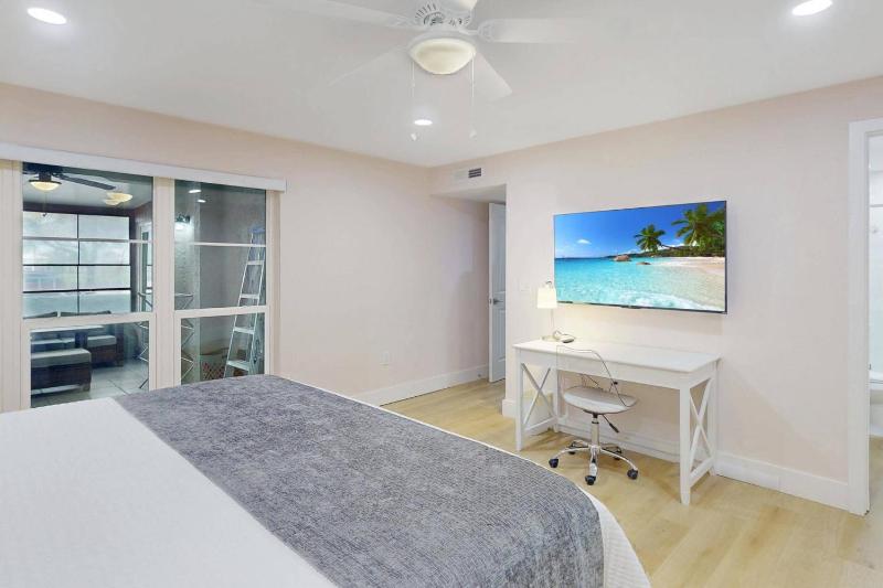 317-A - Madeira Beach Yacht Club - image 36