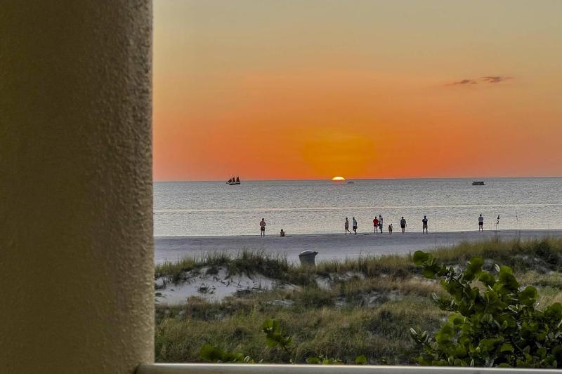 203-W - Sunset Vistas - image 14