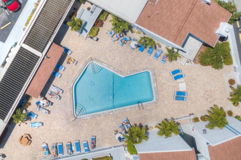 169-F - Madeira Beach Yacht Club - image 26