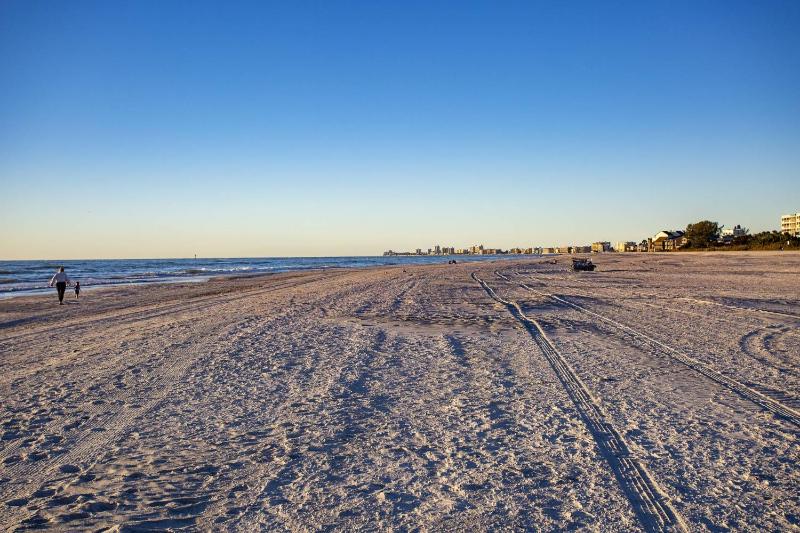 204-N - Sunset Vistas - image 10