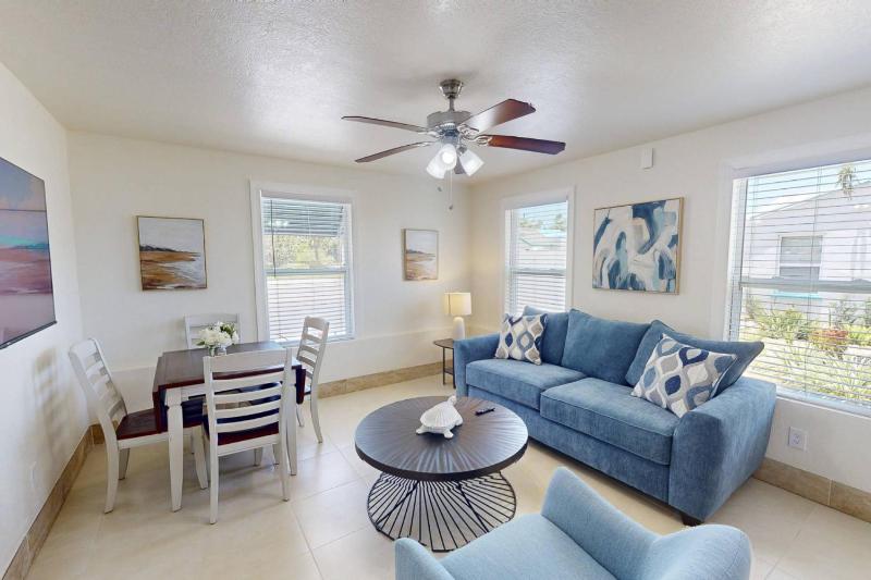 1 - Silver Sands - Bayside - image 32