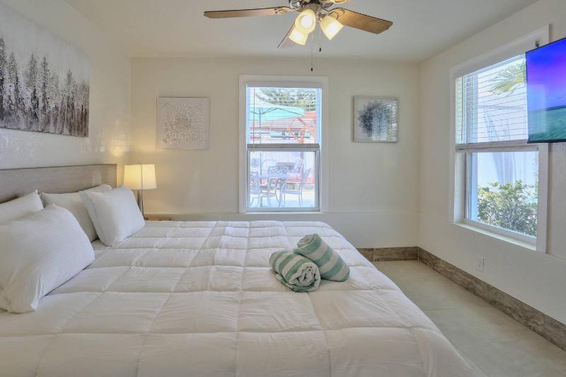 2 - Silver Sands - Seaglass - image 15