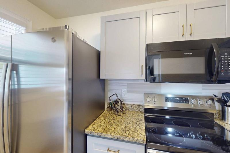 Silver Sands - Driftwood Suite - image 3