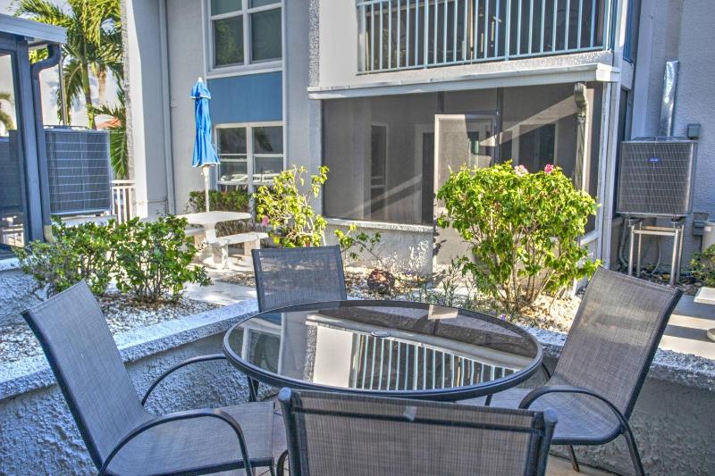 317-B - Madeira Beach Yacht Club - image 1