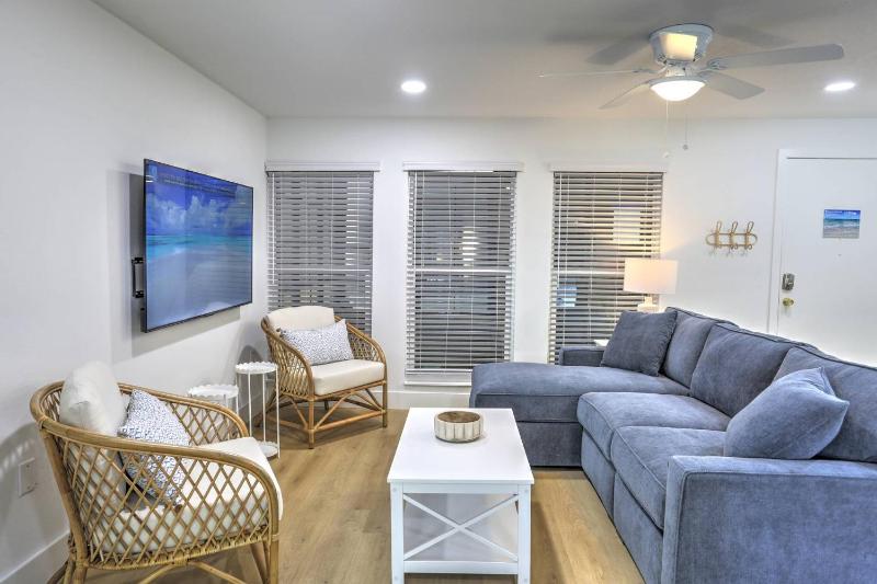 317-B - Madeira Beach Yacht Club - image 6