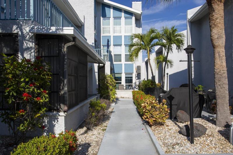 247-E - Madeira Beach Yacht Club - Coquina on Rex - image 37