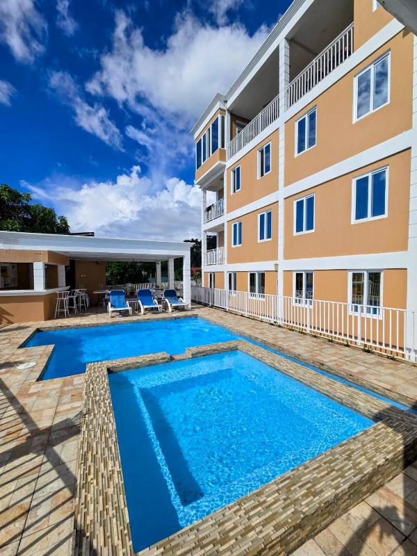 VIP Residence - Ocean & Pool view Lovely 2-Bedroom Apartment - image 1