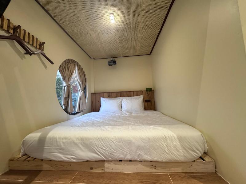 The Hue Verandah - image 2