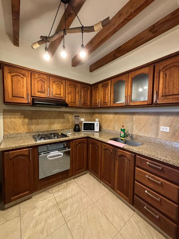 Home Boutique Flores Amarillas - image 19