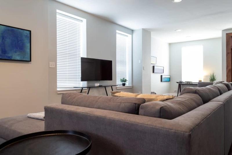 6BR Soulard Family Home with Game Room ABODEbucks - image 13